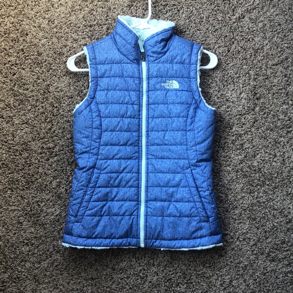 Girls North Face fuzzy vest